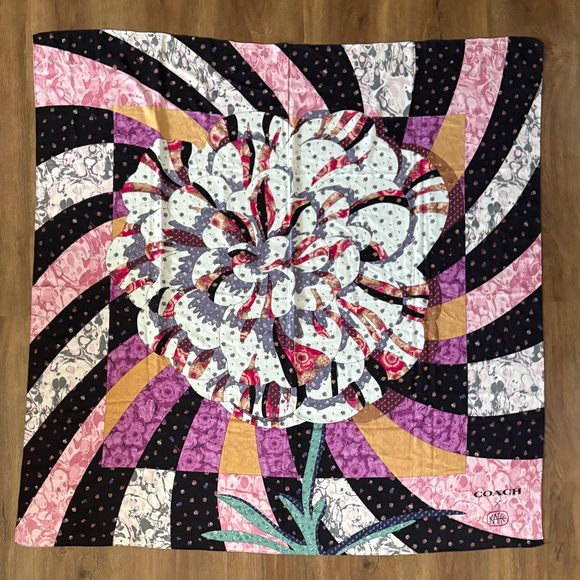 2021 Coach x Kaffe Fassett 52” Oversized Square Scarf - Picture 1 of 7
